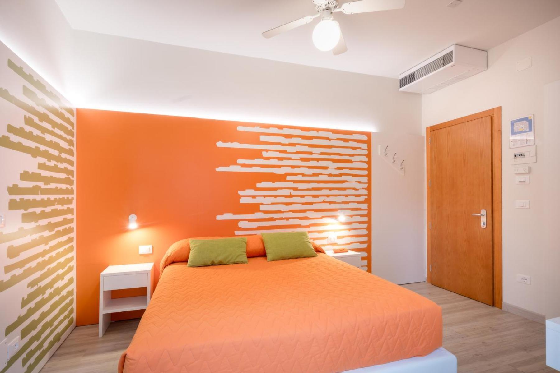 Hotel All'Orologio 3 Stelle Superior Caorle Exterior foto