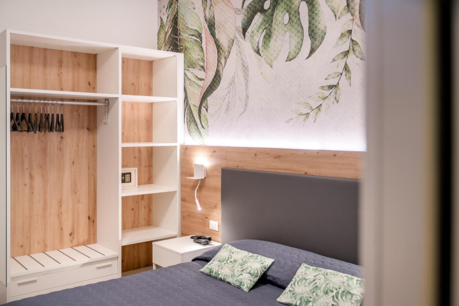 Hotel All'Orologio 3 Stelle Superior Caorle Exterior foto