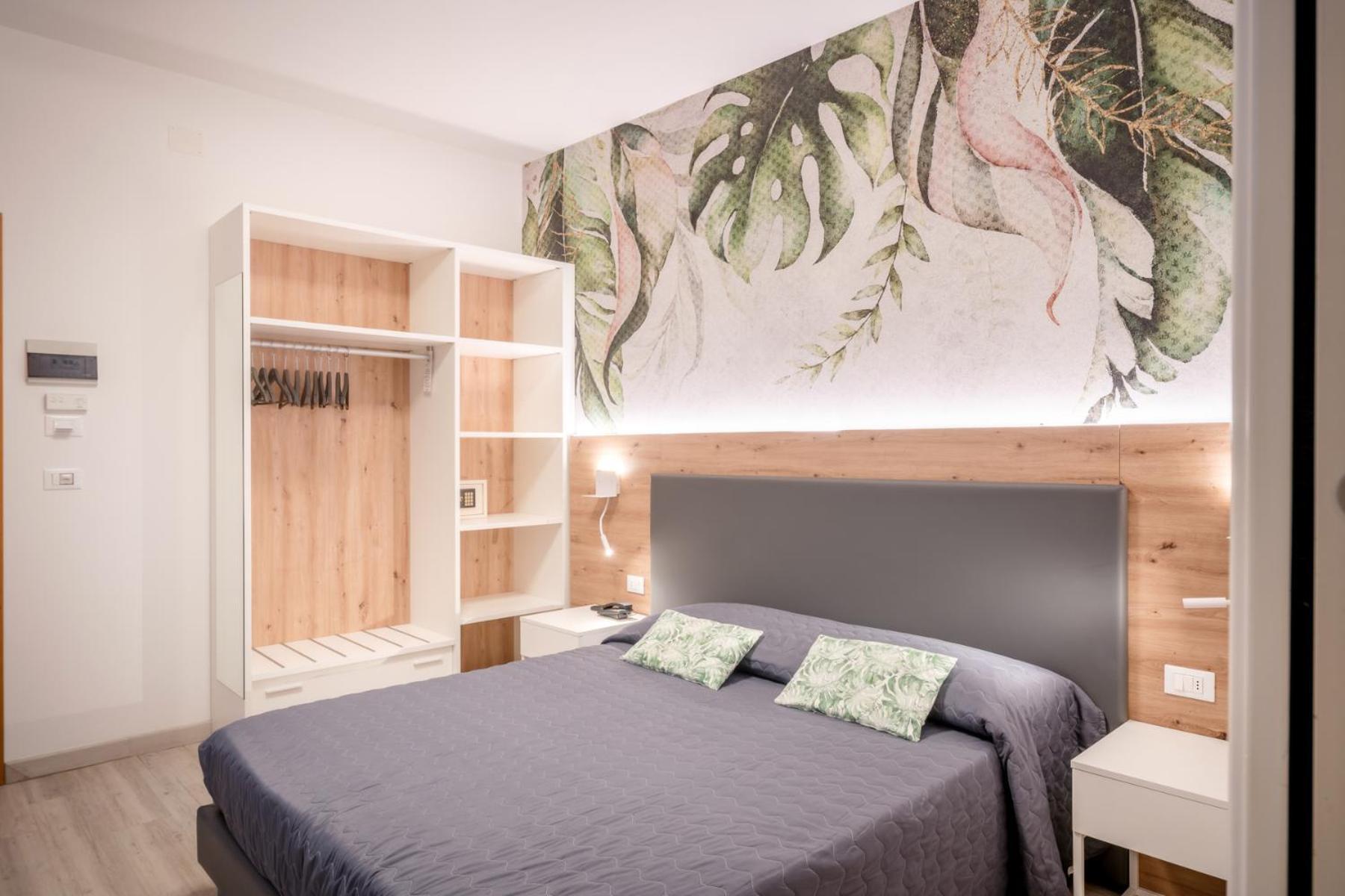 Hotel All'Orologio 3 Stelle Superior Caorle Exterior foto