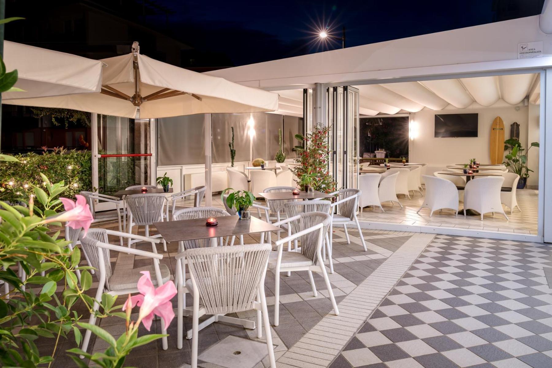 Hotel All'Orologio 3 Stelle Superior Caorle Exterior foto